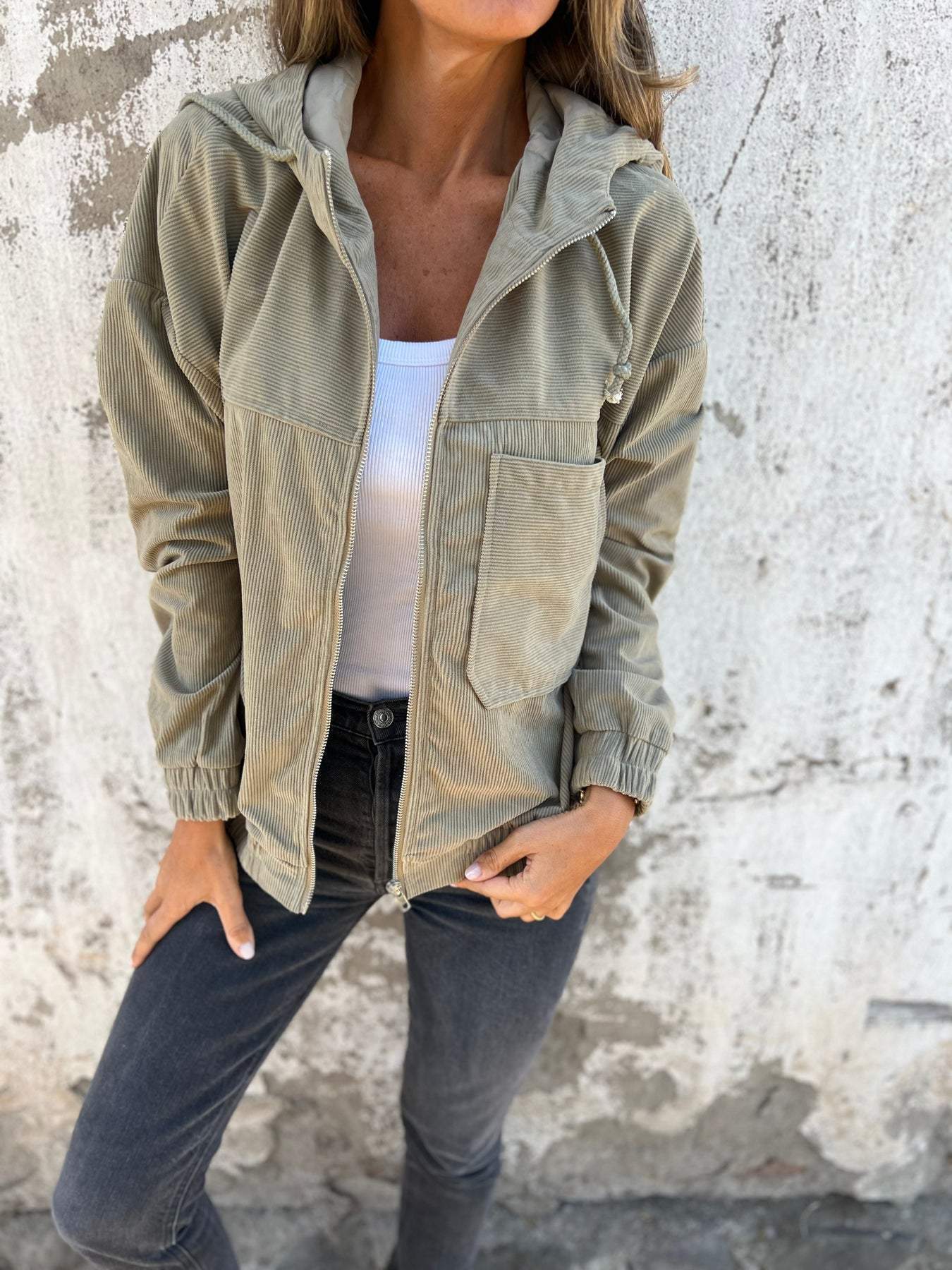 Cyrene | Trendy Corduroy Damesjas – Comfortabel Casual Jack met Capuchon en Zakken