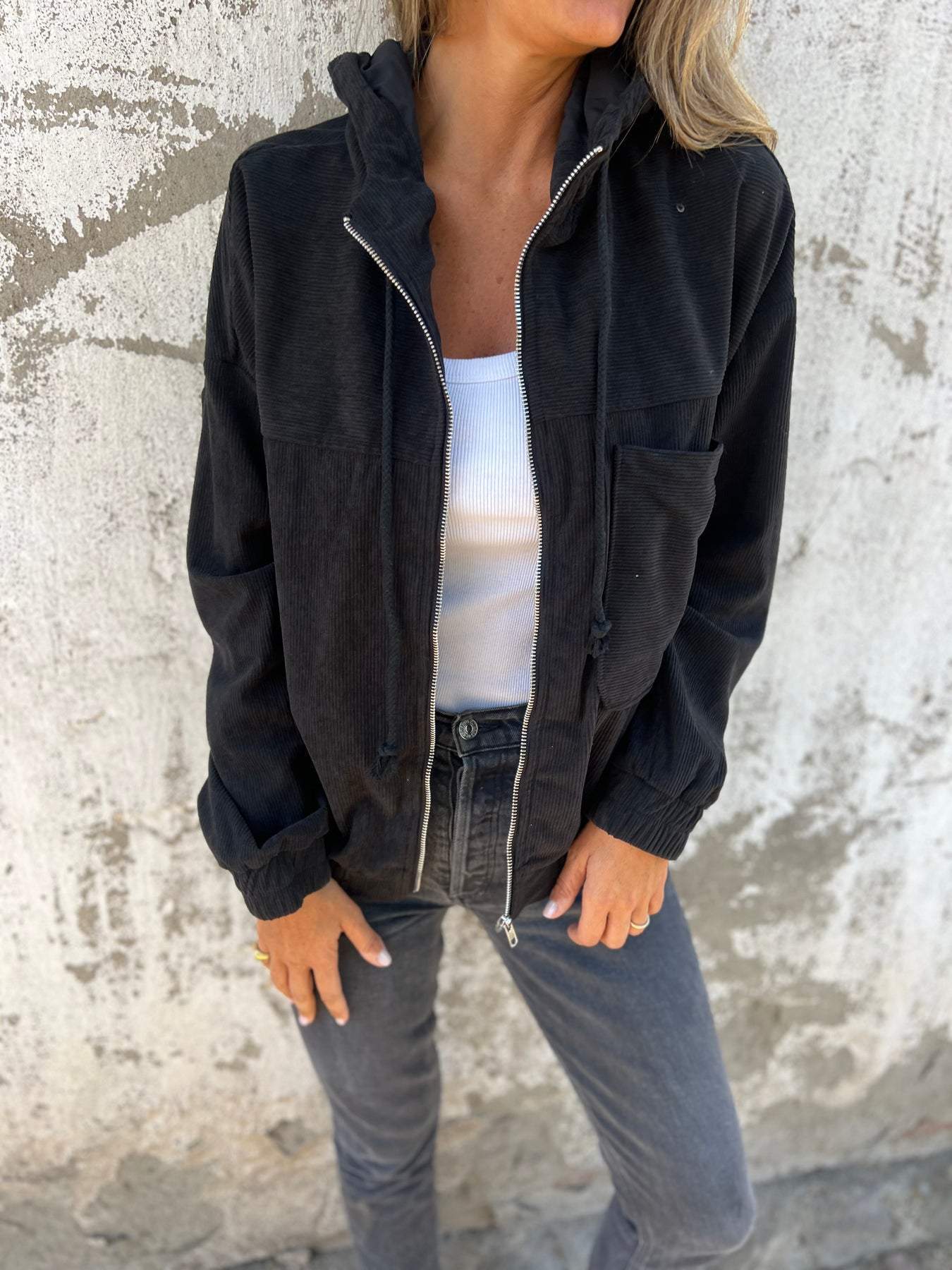 Cyrene | Trendy Corduroy Damesjas – Comfortabel Casual Jack met Capuchon en Zakken
