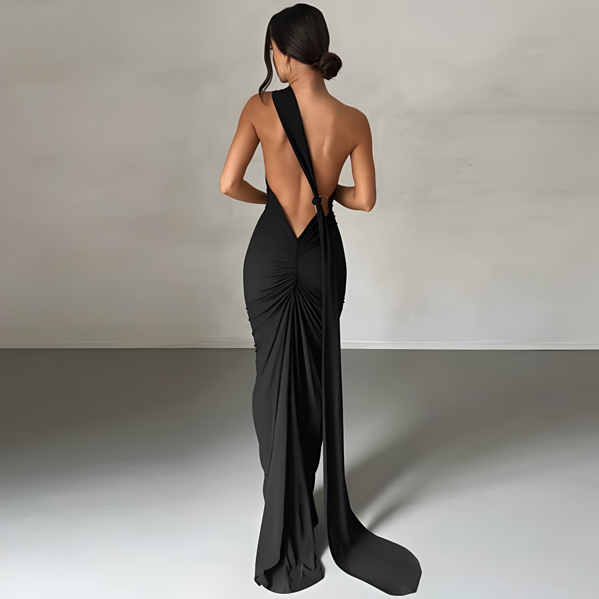 Laria | Elegante lange jurk voor dames – Rugloze maxi-jurk van polyester