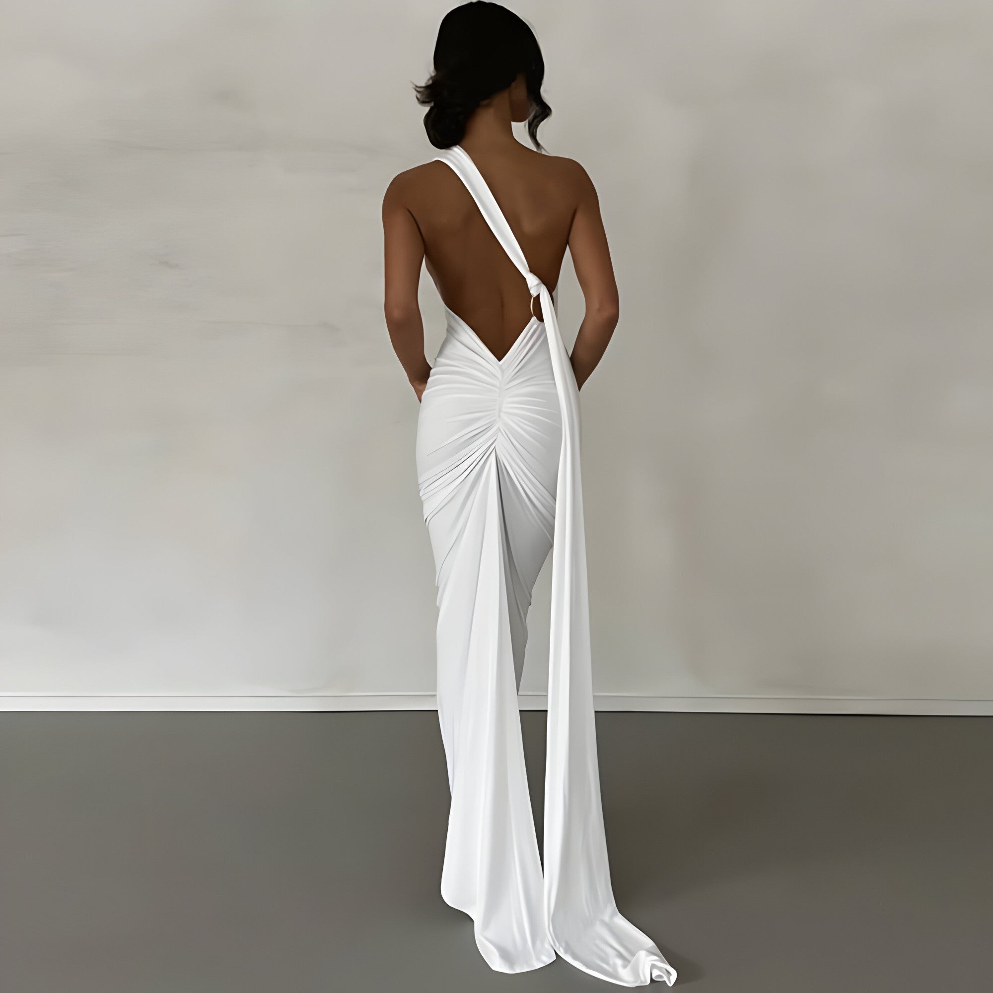 Laria | Elegante lange jurk voor dames – Rugloze maxi-jurk van polyester
