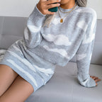 Inessa | Cloud Knit-set voor dames, bestaande uit een trui met lange mouwen en een minirok