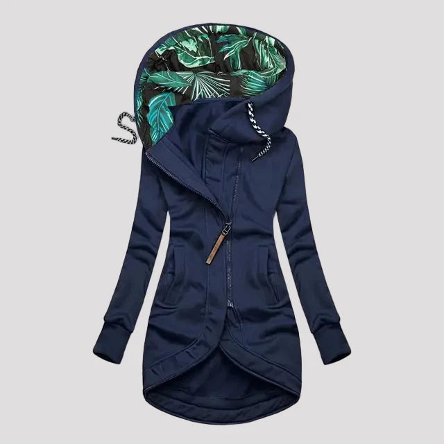 Aartje | Winterjas voor dames met capuchon, asymmetrische rits en slanke pasvorm