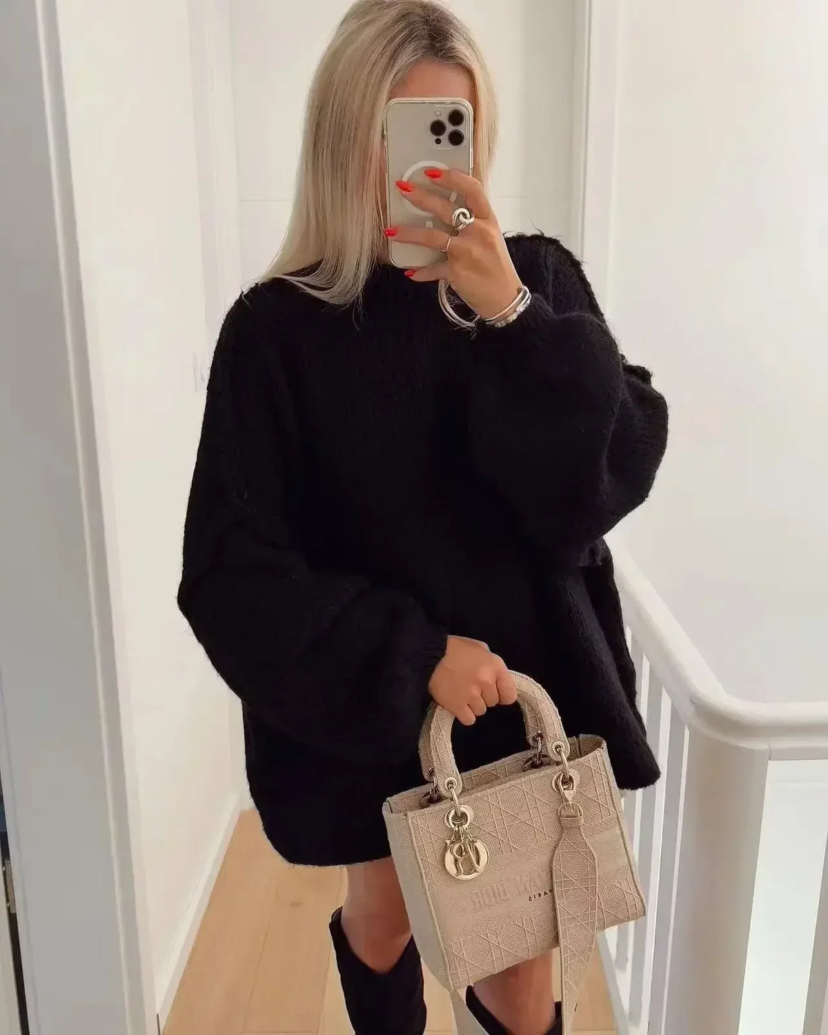 Emerelle | Oversized gebreide trui-jurk voor dames met hoge geribde hals en verlaagde schouders