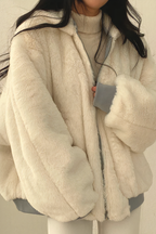 Amelina | Dames Winterjas met Capuchon – Warme Jas met Kasjmierlook