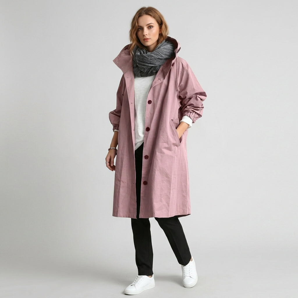 Adie | Regenjas met capuchon voor dames – Sluiting met knopen aan de voorkant
