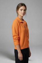 Christina | Gebreid damesvest – Trui met kraag en knopen