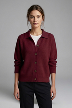 Christina | Gebreid damesvest – Trui met kraag en knopen