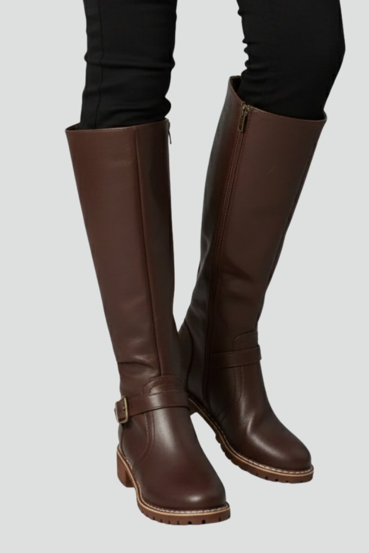 Anneliese | Dames kniehoge laarzen – Gespdetail, ronde neus & profielzool
