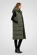 Amity | Lang damesvest met capuchon – Gewatteerd vest