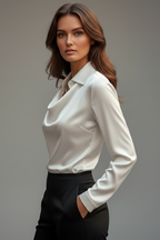 Zayelle | Satijnen damesblouse – gedrapeerde halslijn, lange mouwen