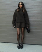 Cielora | Tweedelige set voor dames van geribbeld breiwerk: oversized trui en midirok met ronde hals
