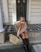 Aline | Dames Oversized Jas met Asymmetrische Knoopsluiting – Casual Jas met Losse Pasvorm