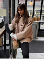 Aline | Dames Oversized Jas met Asymmetrische Knoopsluiting – Casual Jas met Losse Pasvorm