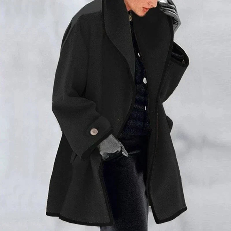Avenelle | Oversized wollen trenchcoat voor dames, met brede revers, dubbelrijige knopen