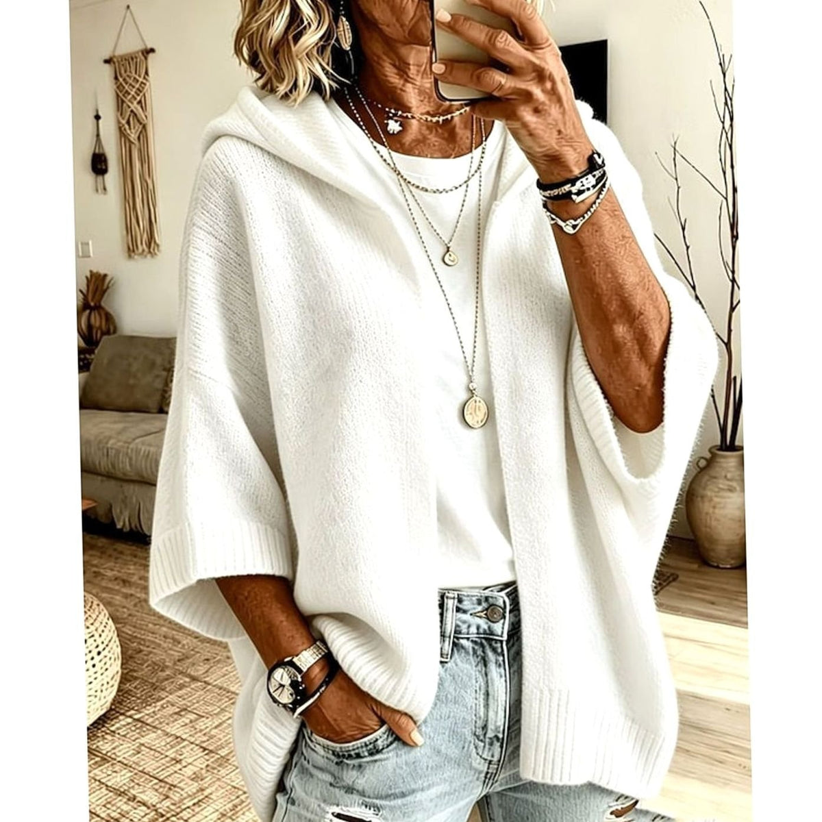 Ivonne | Gebreid damesvest met capuchon – Ontwerp met open voorkant en relaxte pasvorm