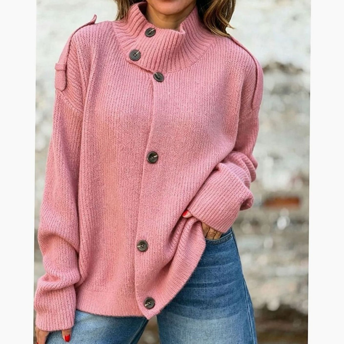 Ivet | Oversized gebreid vest voor dames met knoopsluiting aan de voorkant en opstaande kraag