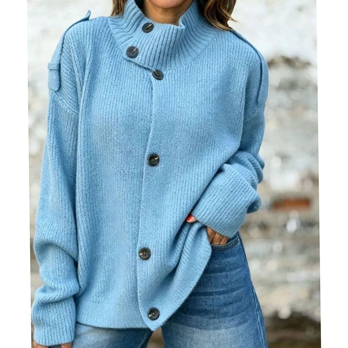 Ivet | Oversized gebreid vest voor dames met knoopsluiting aan de voorkant en opstaande kraag